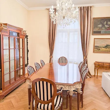 Lejlighed Monarch Casa Xxl 137m2 Prag